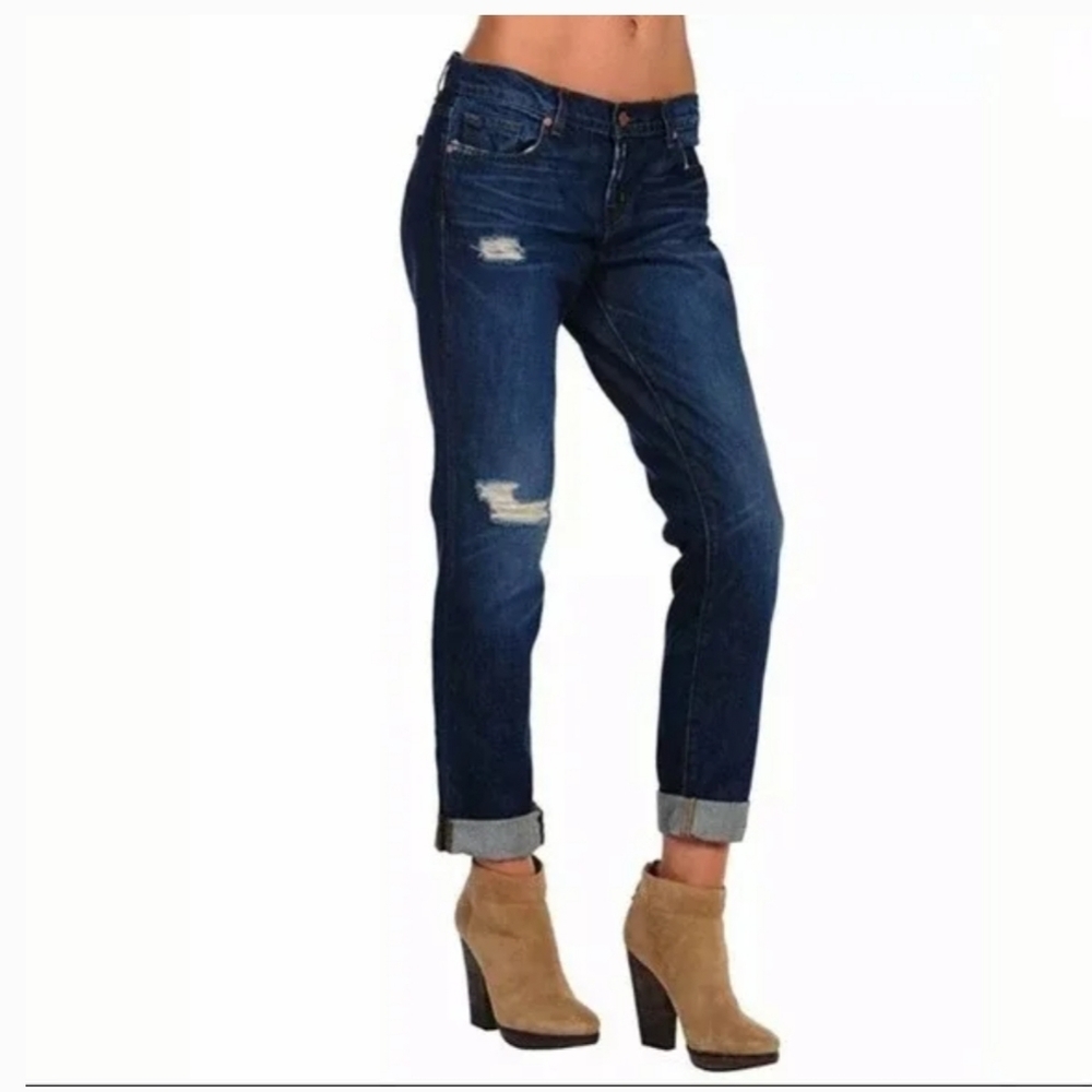 J Brand Aidan boyfriend distressed jeans.‎